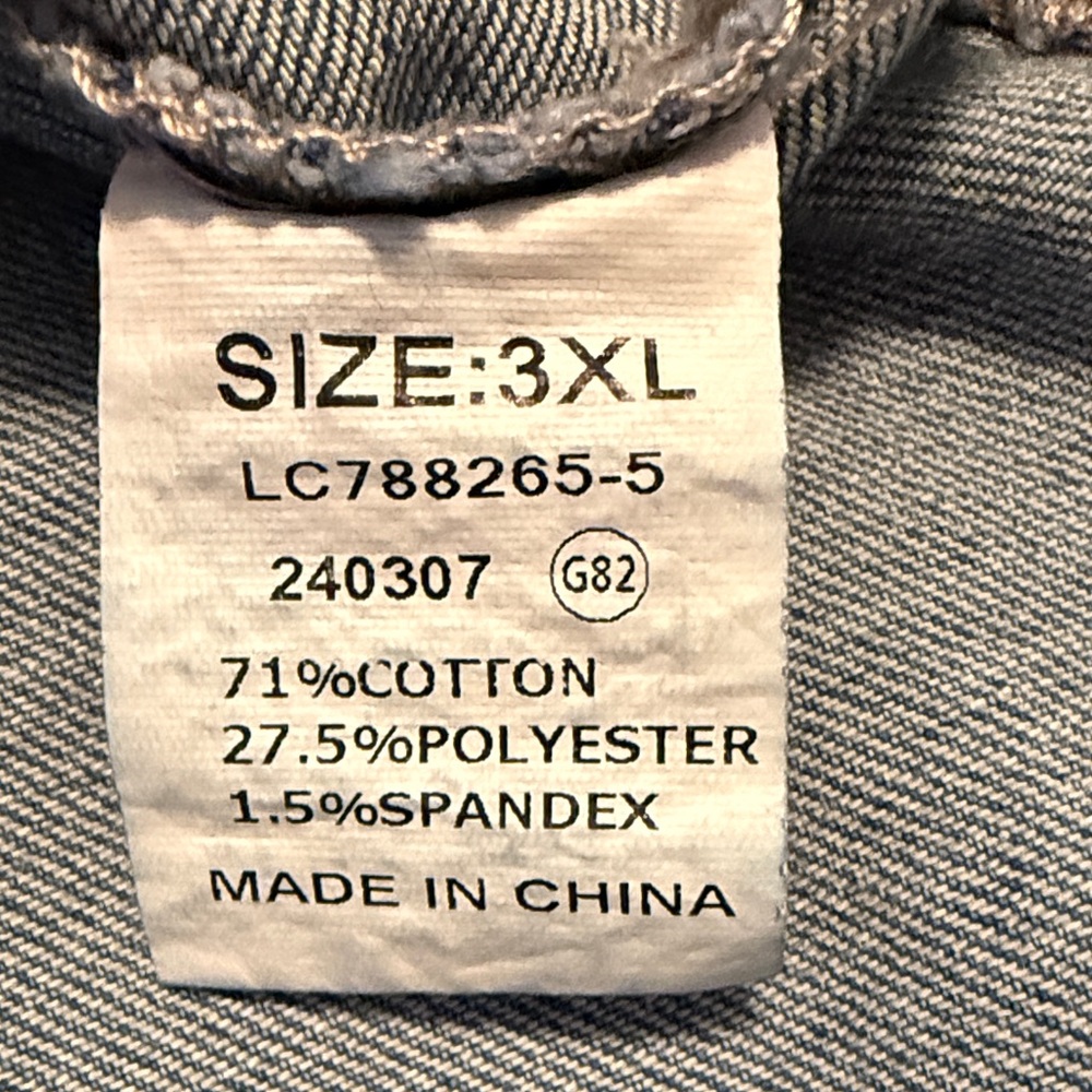 Woman’s Blue Denim Jacket - Picture 2 of 11